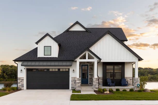 Best Emergency Roof Repair Services  in Dix Hills, NY